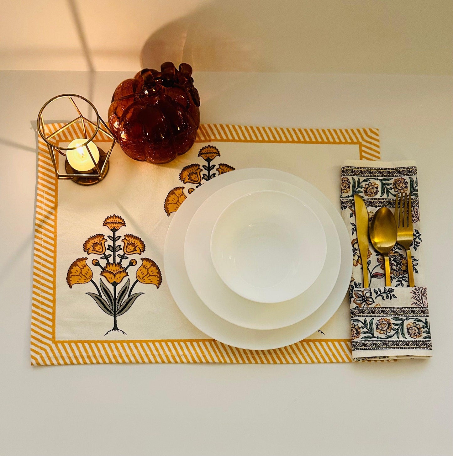 Floral Placemats, Set of 2 - DewDropHues