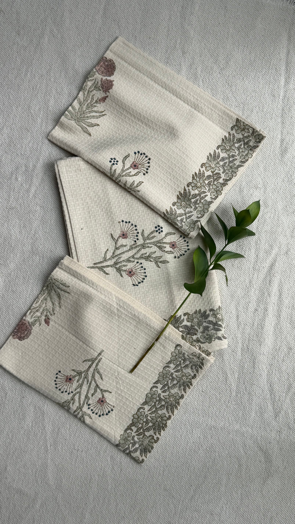 Thistle Haven Bath Towel Set