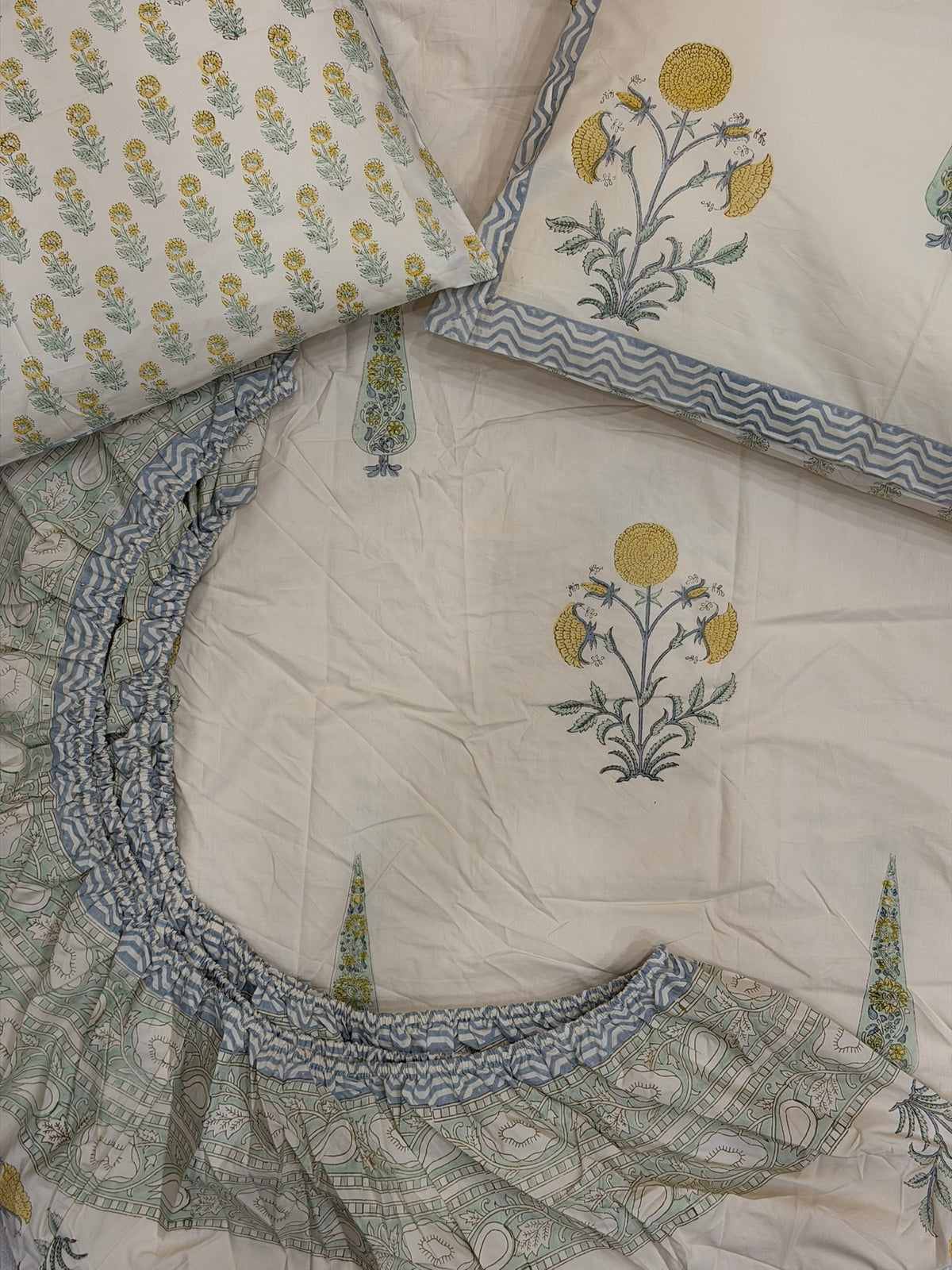Dhoop - Nilaya Sheet Set