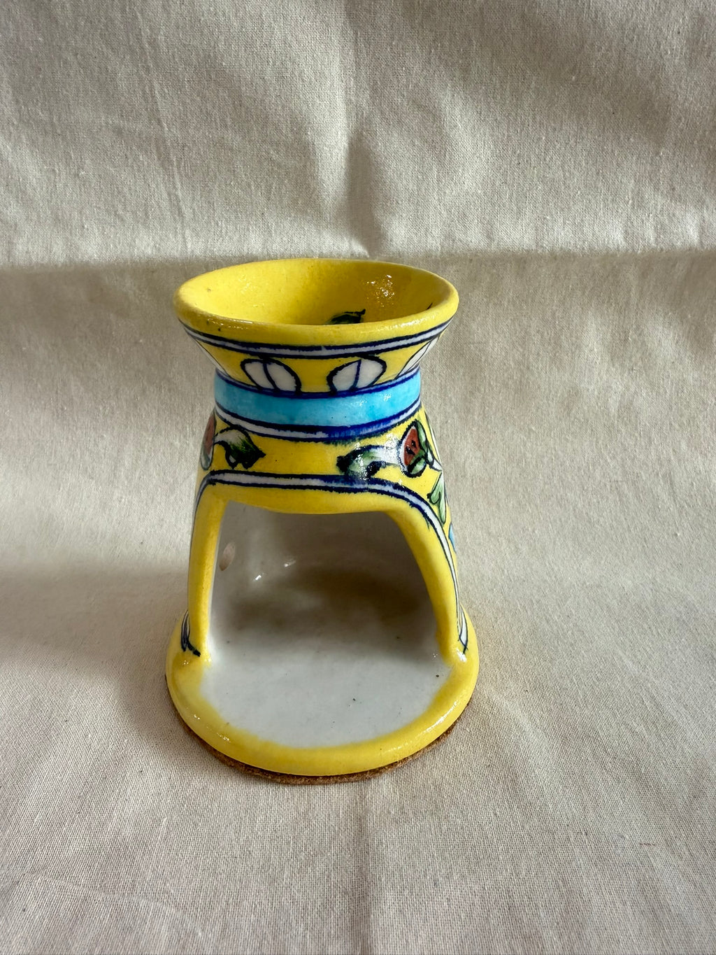 Sunhera Pukhraj - Blue Pottery Oil Diffuser