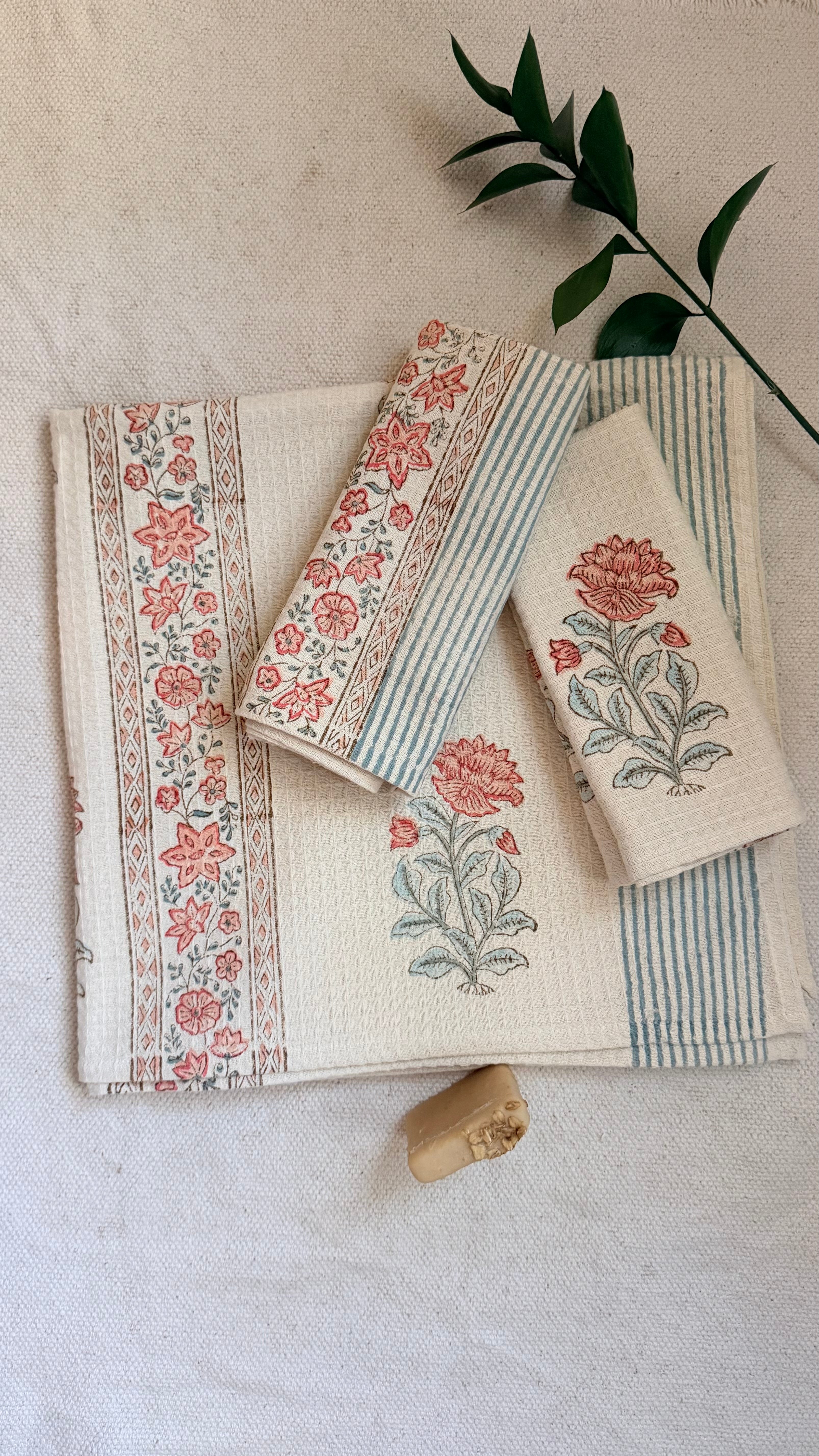 Pretty Peony Bath Towel Set