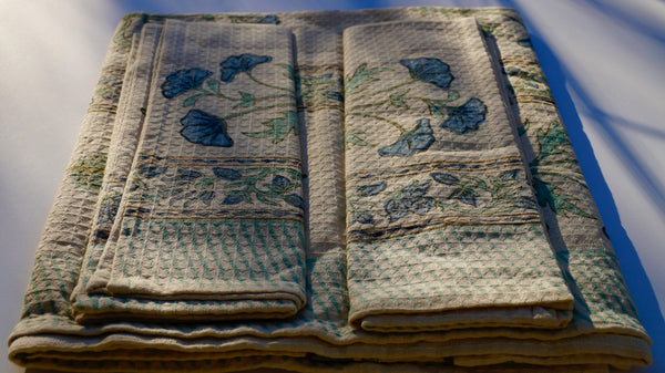 Blue Daffodils Bath Towel Set