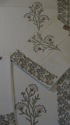 Thistle Haven Bath Towel Set