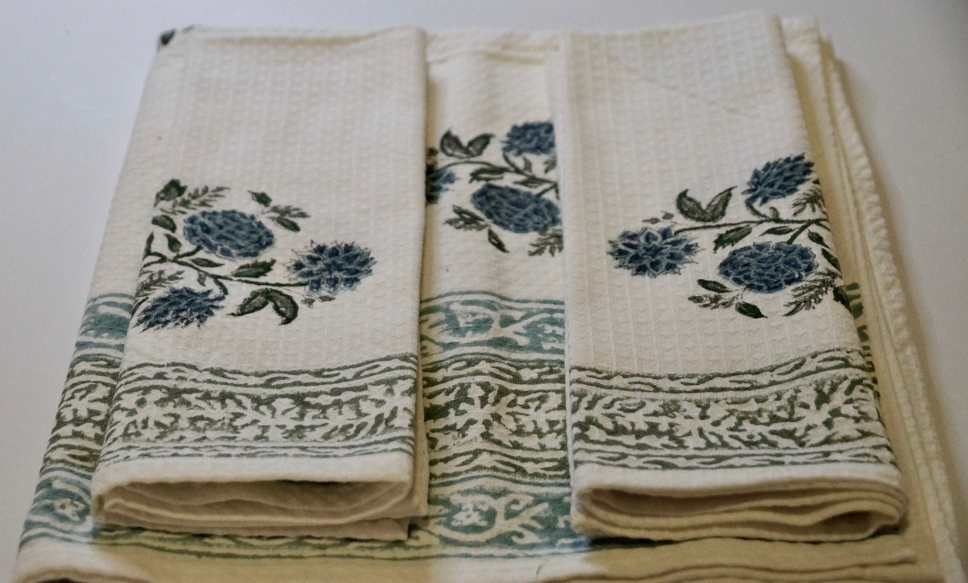 Azure Aster Bath Towel Set