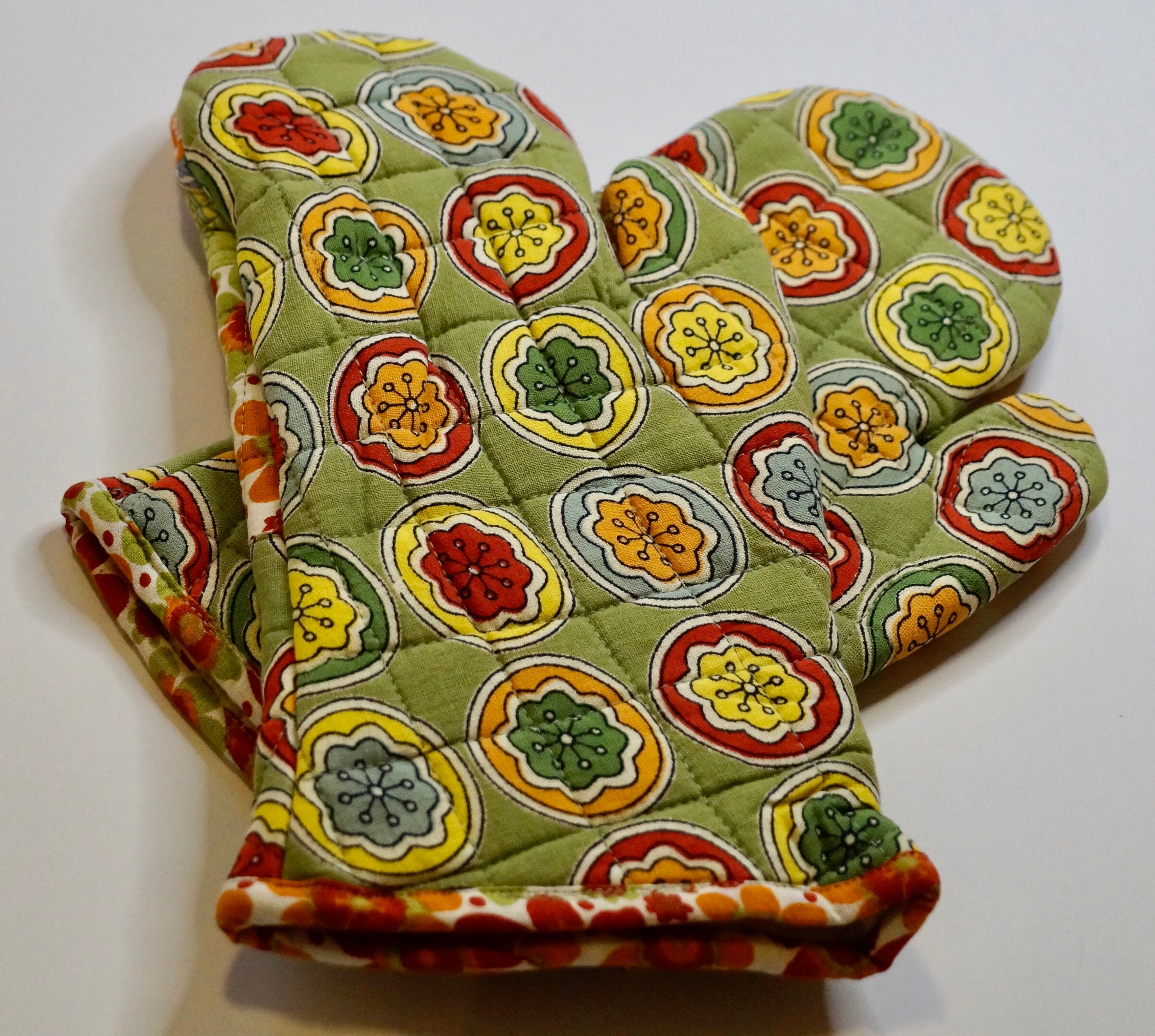 Blossom Bake Oven Mitts