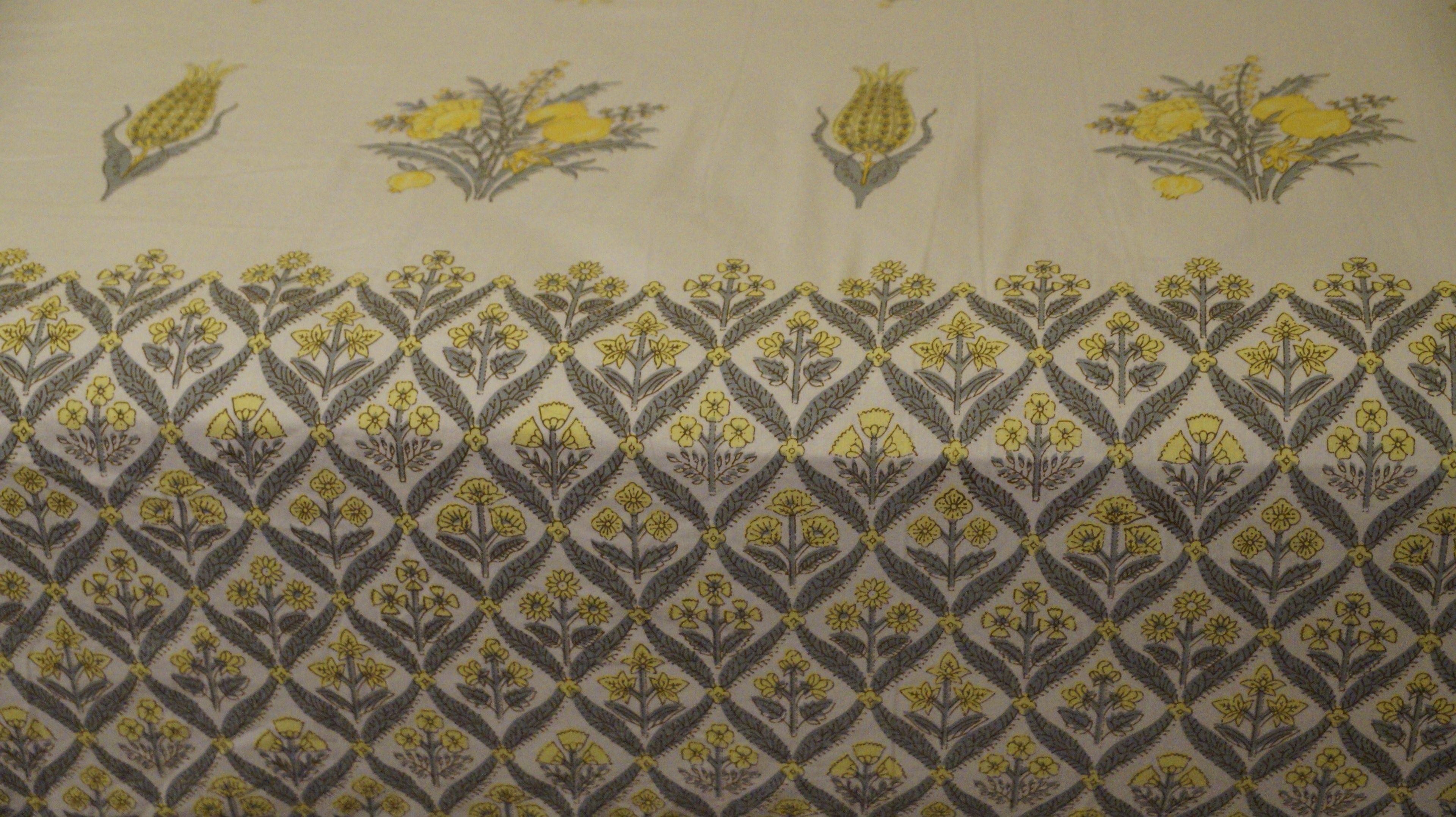 Zesty Bliss Bedsheet Set