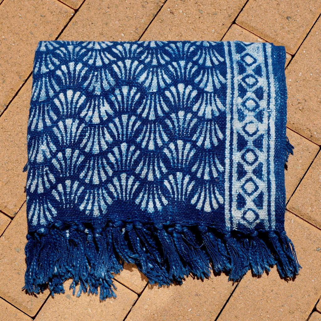 Seashell Symphony Throw Blanket