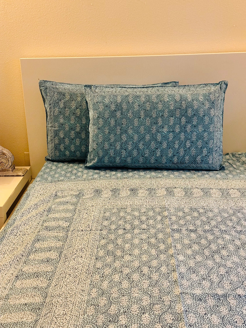 Polki Print Bedsheet Set - DewDropHues