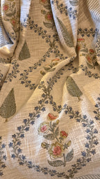 Nilaya Throw Blanket