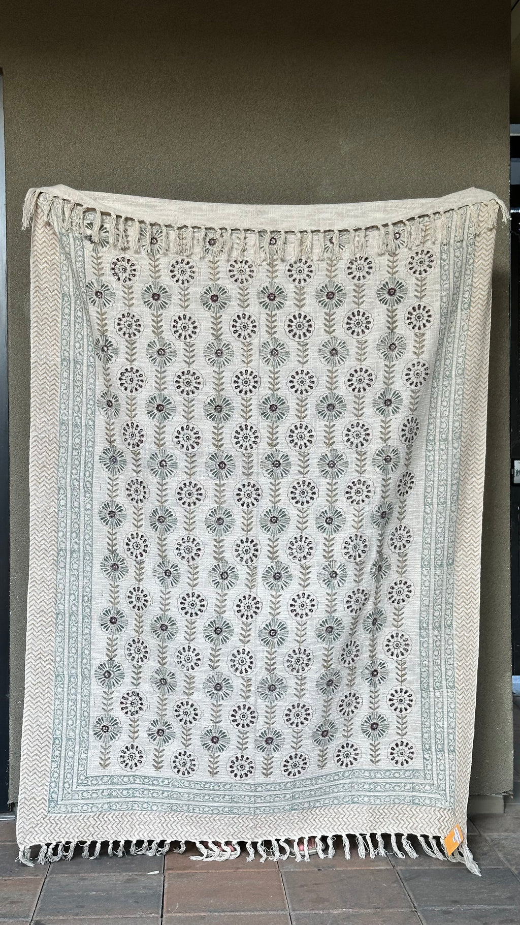 Velvet Dahlia Throw Blanket