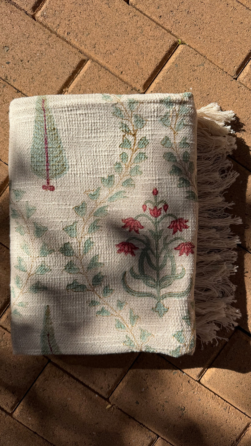 Gulbaag Throw Blanket