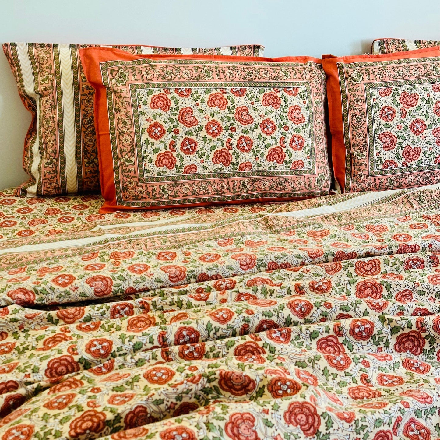 Floral Kaleidoscope Bedsheet Set