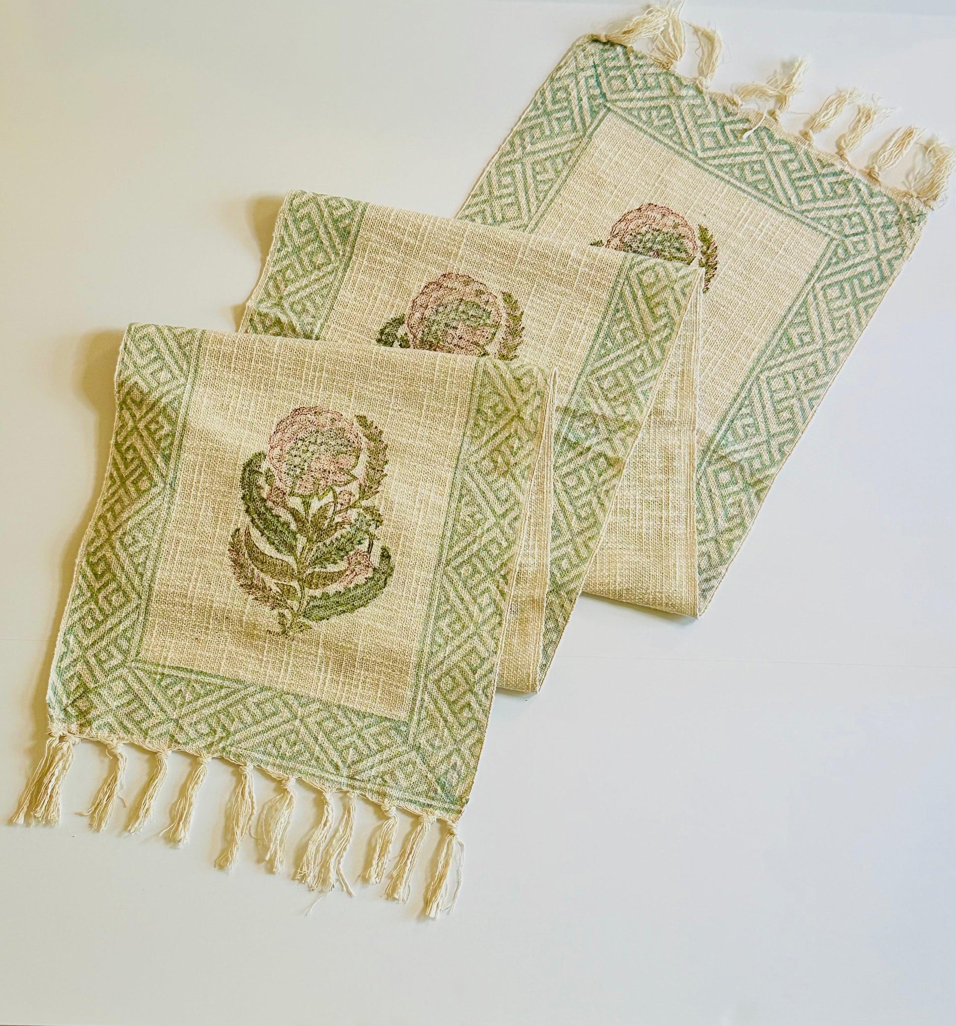 Wildflower Glen Table Runner