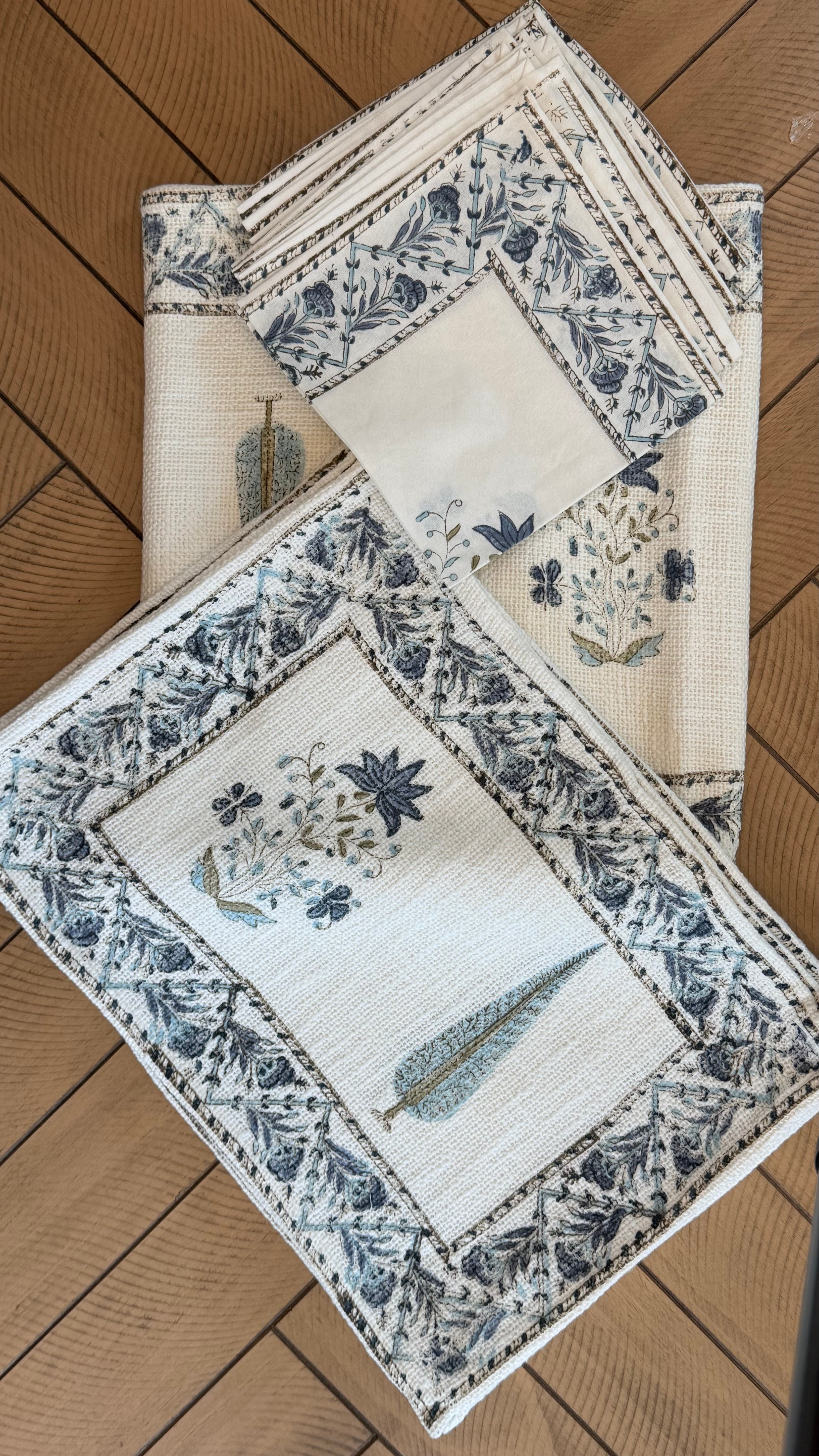 Indigo Cypress Hand-Block Printed Cotton Table Runner Set (13-Piece)