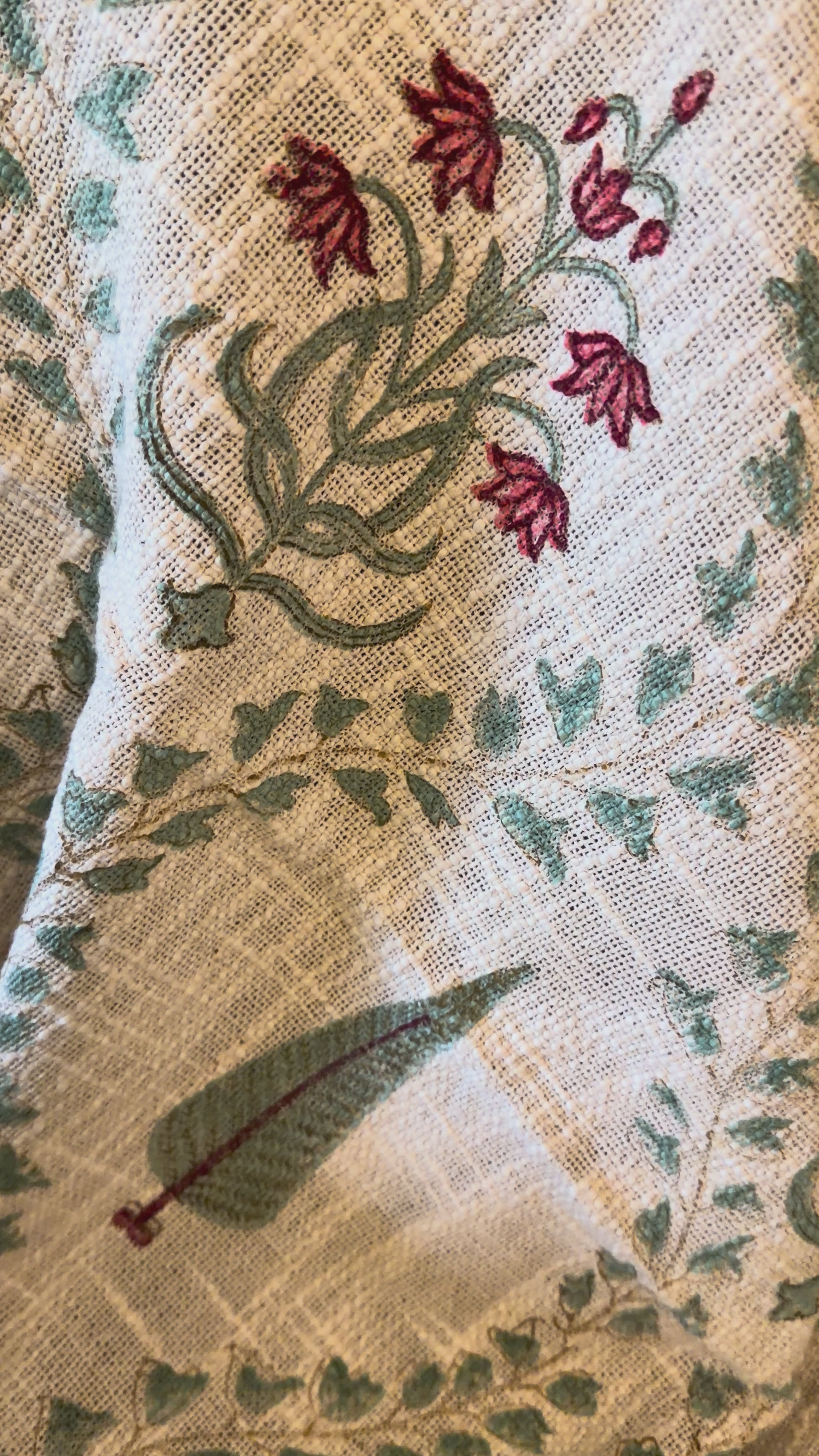 Gulbaag Throw Blanket